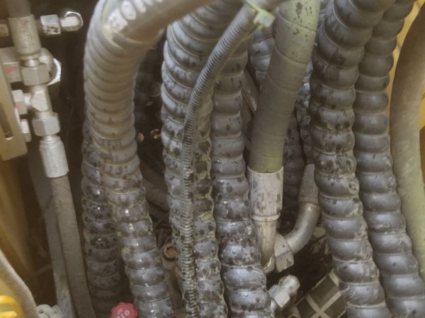 徐工XE75D履帶式挖掘機(jī)