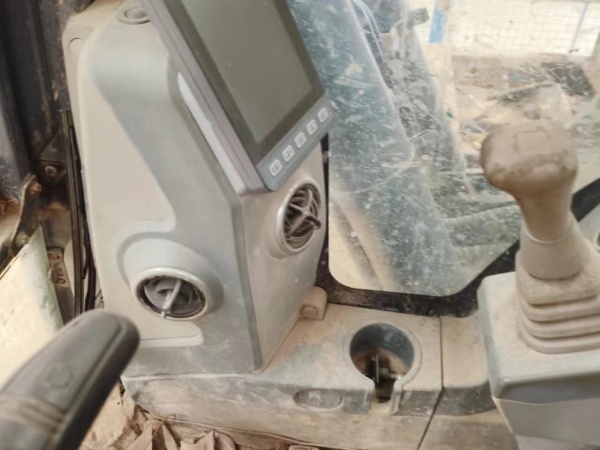 徐工XE200DA履帶式挖掘機