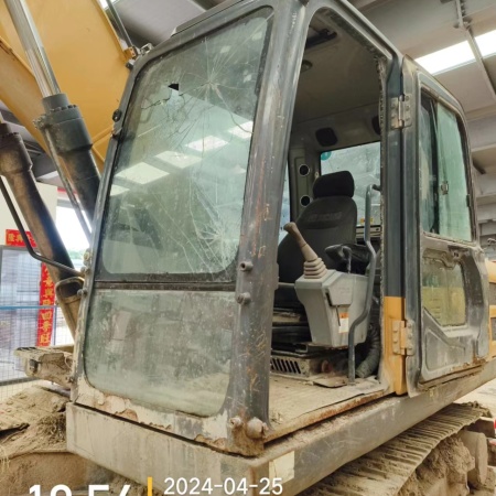 徐工XE200DA履带式挖掘机