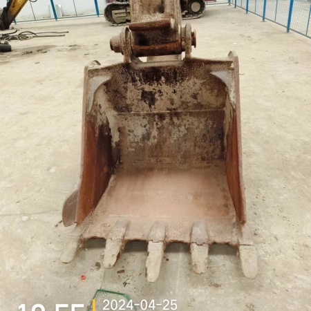 徐工XE200DA履带式挖掘机