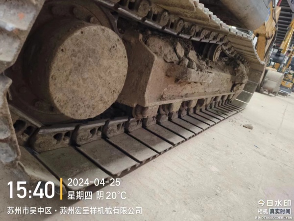 徐工XE150D履帶式挖掘機(jī)