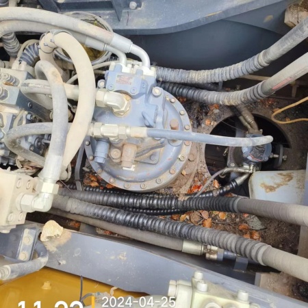 徐工XE550DK履带式挖掘机