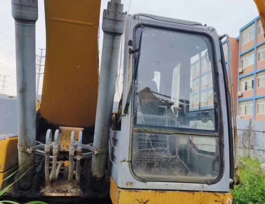 徐工XE550DK履带式挖掘机