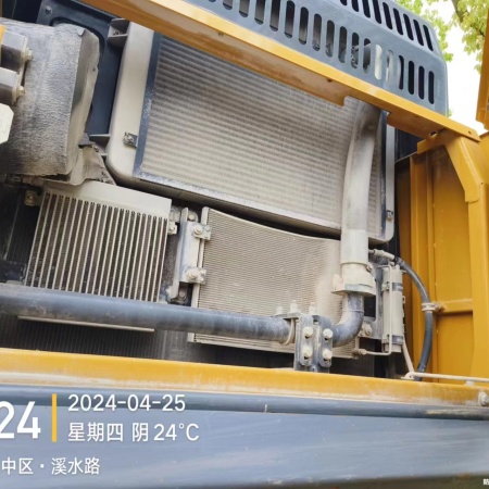 徐工XE550DK履带式挖掘机