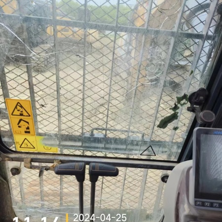 徐工XE550DK履带式挖掘机