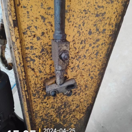 徐工XE550DK履带式挖掘机