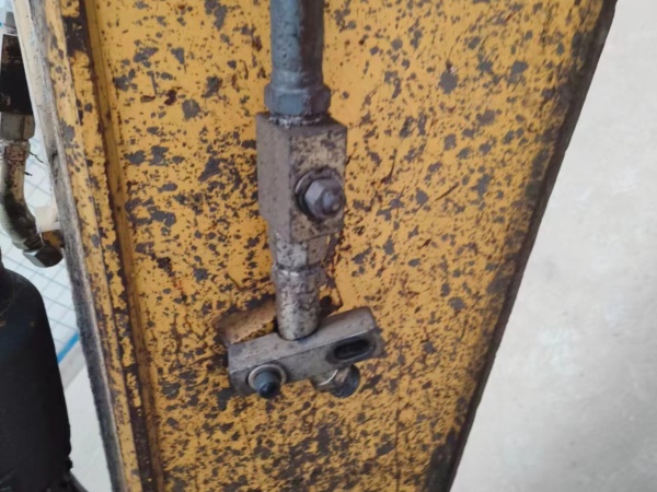 徐工XE550DK履帶式挖掘機