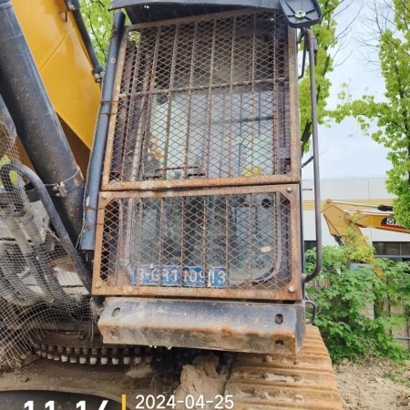 徐工XE550DK履带式挖掘机