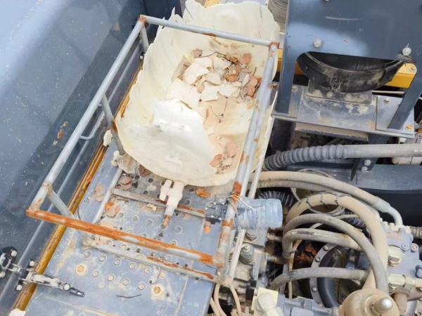 徐工XE550DK履帶式挖掘機