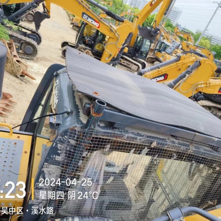 徐工XE550DK履带式挖掘机