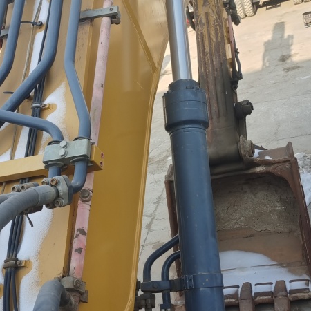 徐工XE470D履带式挖掘机