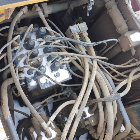 徐工XE470D履带式挖掘机