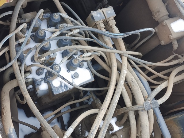 徐工XE470D履帶式挖掘機(jī)