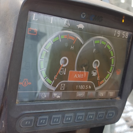 徐工XE470D履带式挖掘机