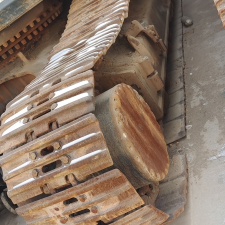 徐工XE470D履带式挖掘机