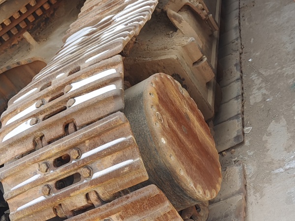 徐工XE470D履帶式挖掘機