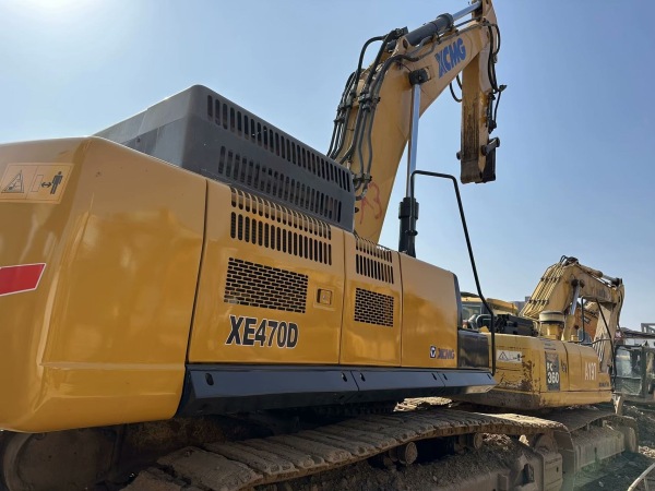 徐工XE470履帶式挖掘機(jī)