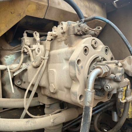 徐工XE470履带式挖掘机