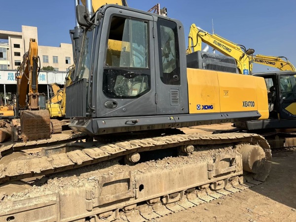 徐工XE470履帶式挖掘機(jī)