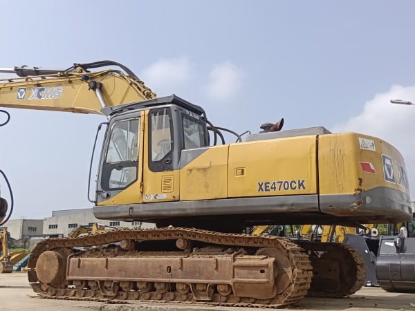 徐工XE470CK履帶式挖掘機(jī)