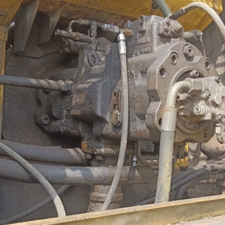 徐工XE470CK履带式挖掘机