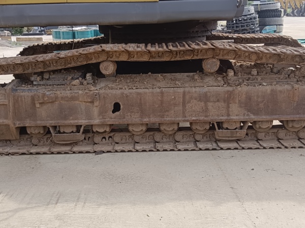 徐工XE470CK履帶式挖掘機(jī)