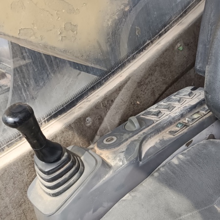 徐工XE470CK履带式挖掘机