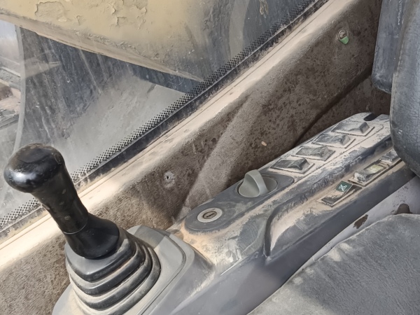 徐工XE470CK履帶式挖掘機(jī)