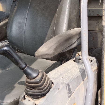 徐工XE470CK履带式挖掘机