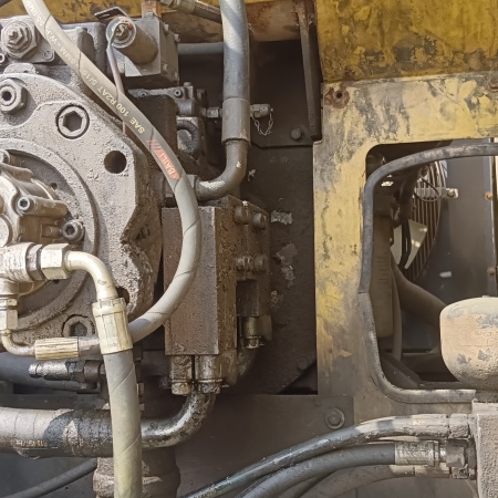 徐工XE470CK履带式挖掘机