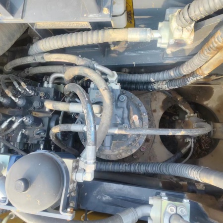 徐工XE490DK履带式挖掘机