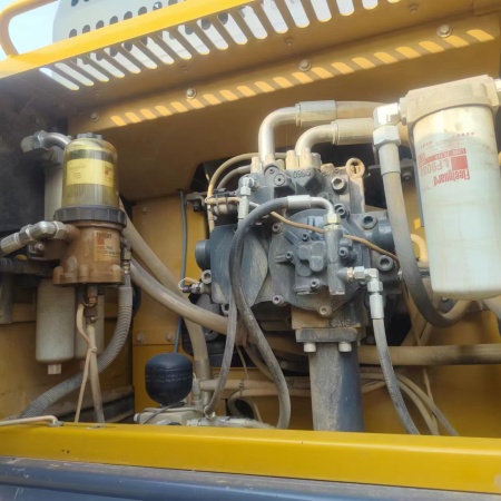 徐工XE490DK履带式挖掘机