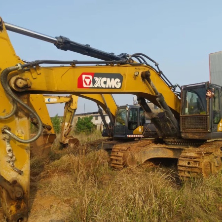 徐工XE490DK履带式挖掘机
