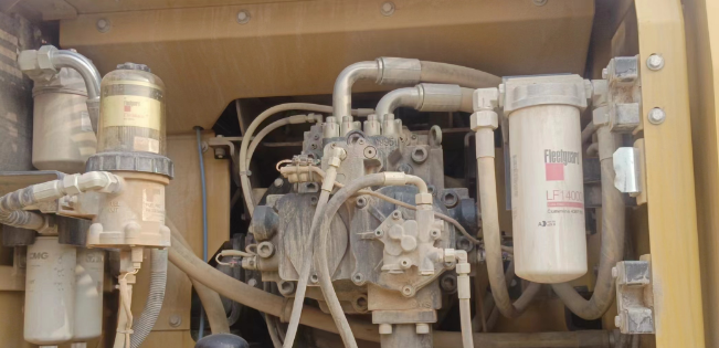 徐工XE490DK履帶式挖掘機