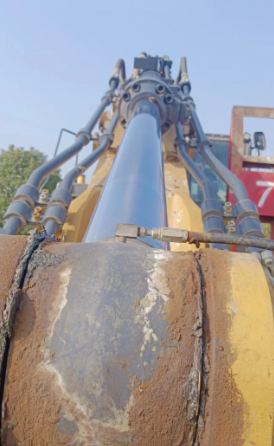 徐工XE490DK履帶式挖掘機