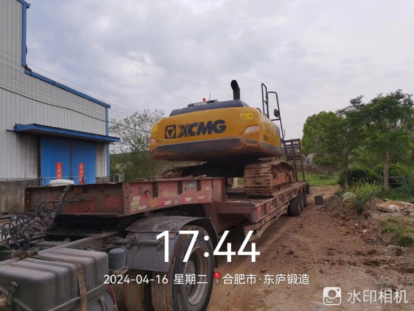 徐工XE200DA履帶式挖掘機(jī)