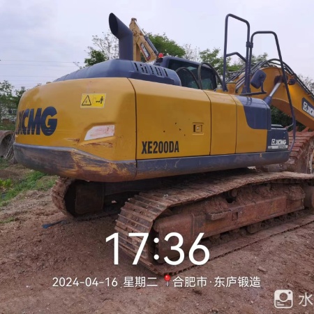 徐工XE200DA履带式挖掘机