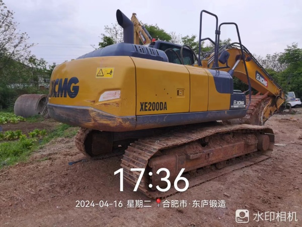 徐工XE200DA履帶式挖掘機(jī)