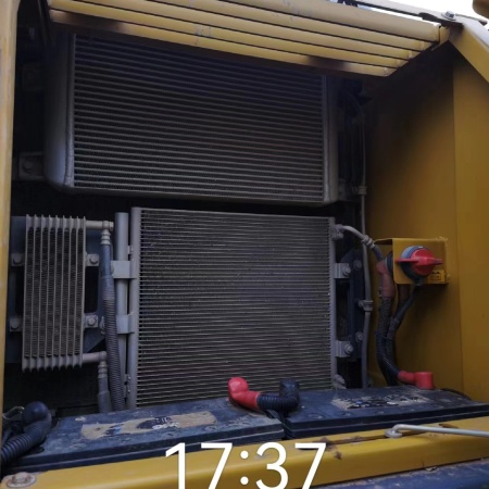 徐工XE200DA履带式挖掘机