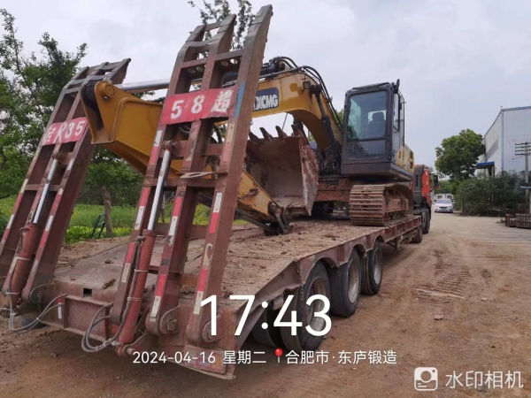 徐工XE200DA履帶式挖掘機(jī)