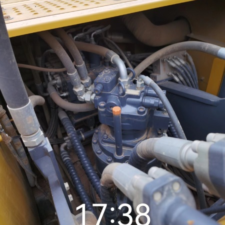 徐工XE200DA履带式挖掘机