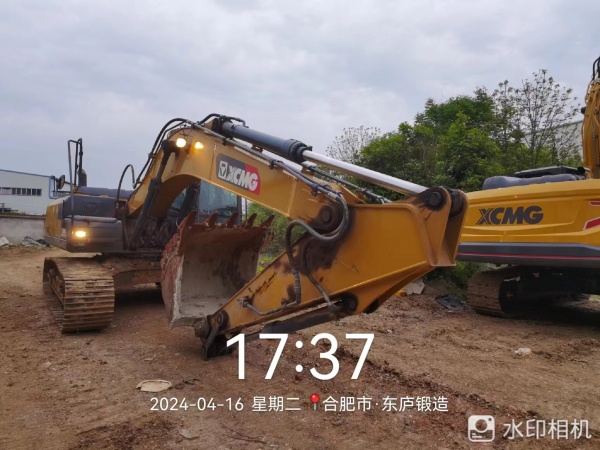 徐工XE200DA履帶式挖掘機(jī)