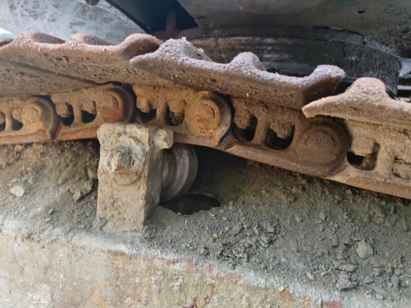 玉柴YC85履帶式挖掘機