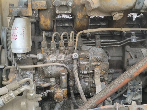 玉柴YC85履帶式挖掘機