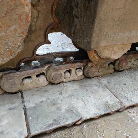 玉柴YC85履带式挖掘机