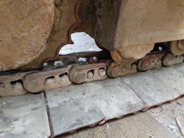 玉柴YC85履帶式挖掘機