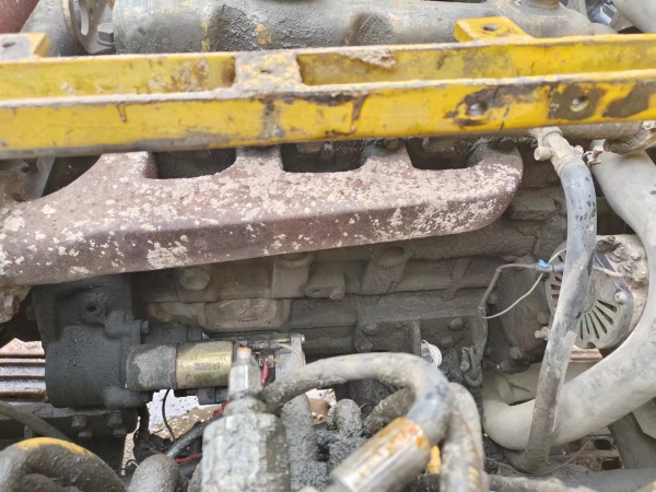 玉柴YC85履帶式挖掘機