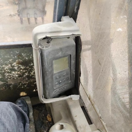 玉柴YC85履带式挖掘机