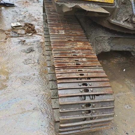 玉柴YC85履带式挖掘机