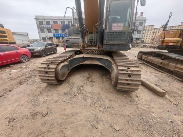 徐工XE380DK履帶式挖掘機